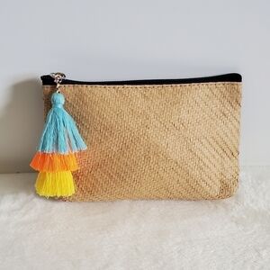 𝅺NORDSTROM Straw Beauty Tan Black Cosmetic Makeup Bag With Tassel
